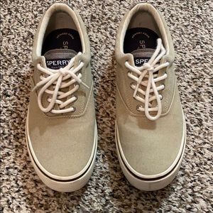 Sperry Topsider